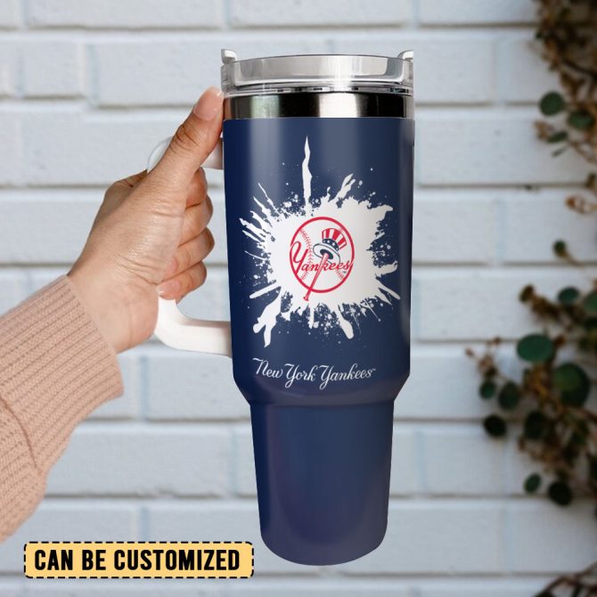 New York Yankees Mlb Sports Custom Stanley Quencher 40Oz Stainless Steel Tumbler With Handle - Image 3