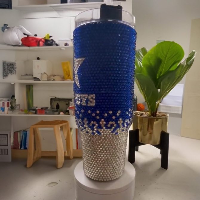 Rhinestone Bling Dallas Cowboys Nfl Custom Stanley Quencher 40Oz Stainless Steel Tumbler With Handle - Image 2