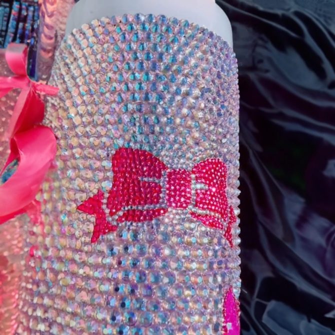 Rhinestone Bling Hello Kitty Cartoon Custom Stanley Quencher 40Oz Stainless Steel Tumbler With Handle - Image 4