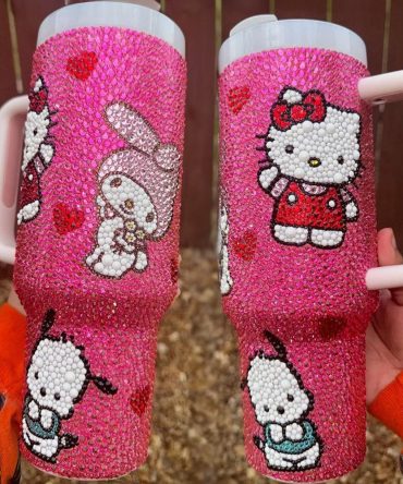 Rhinestone Bling Hello Kitty Cartoon Custom Stanley Quencher 40Oz Stainless Steel Tumbler With Handle