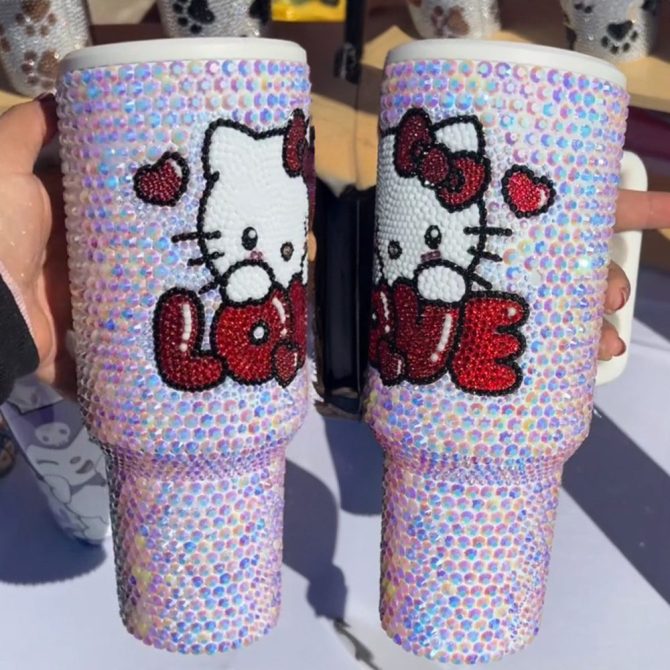 Rhinestone Bling Hello Kitty Cartoon Custom Stanley Quencher 40Oz Stainless Steel Tumbler With Handle