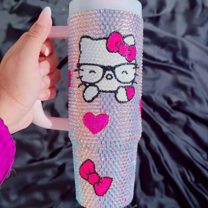 Rhinestone Bling Hello Kitty Cartoon Custom Stanley Quencher 40Oz Stainless Steel Tumbler With Handle - Image 3