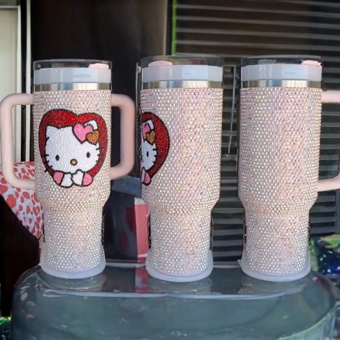 Rhinestone Bling Hello Kitty Cartoon Custom Stanley Quencher 40Oz Stainless Steel Tumbler With Handle