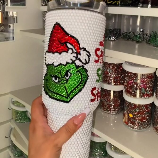 Rhinestone Bling The Grinch Christmas Cartoon Custom Stanley Quencher 40Oz Stainless Steel Tumbler With Handle