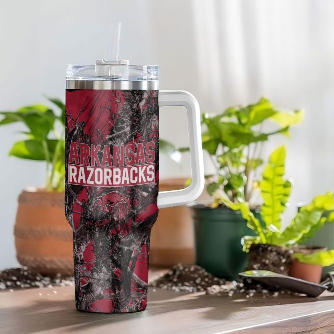 Arkansas Razorbacks Ncaa Hunting Custom Stanley Quencher 40Oz Stainless Steel Tumbler With Handle - Image 4