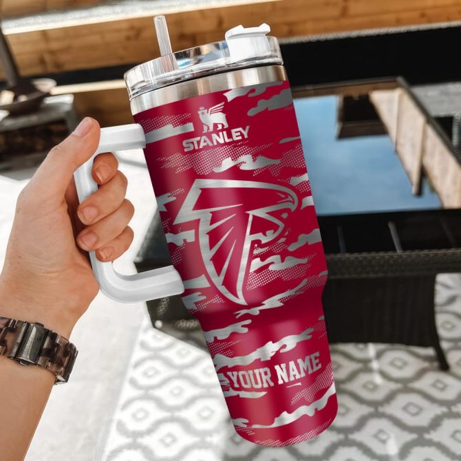 Atlanta Falcons Nfl Camo Pattern Custom Stanley Quencher 40Oz Stainless Steel Tumbler With Handle - Image 3