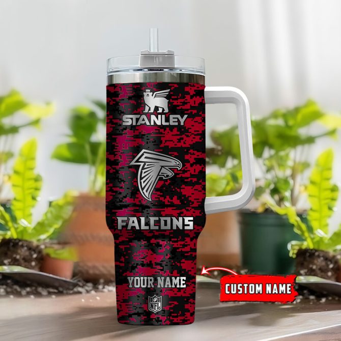 Atlanta Falcons Nfl Camouflage Silver Logo Custom Stanley Quencher 40Oz Stainless Steel Tumbler With Handle - Image 2