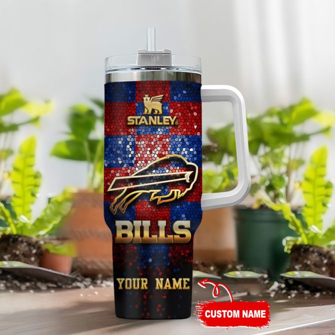 Buffalo Bills Nfl Glitter Golden Logo Custom Stanley Quencher 40Oz Stainless Steel Tumbler With Handle - Image 2