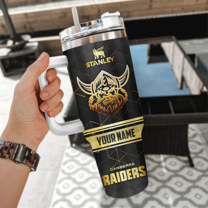 Canberra Raiders Nrl Golden Logo Custom Stanley Quencher 40Oz Stainless Steel Tumbler With Handle - Image 3