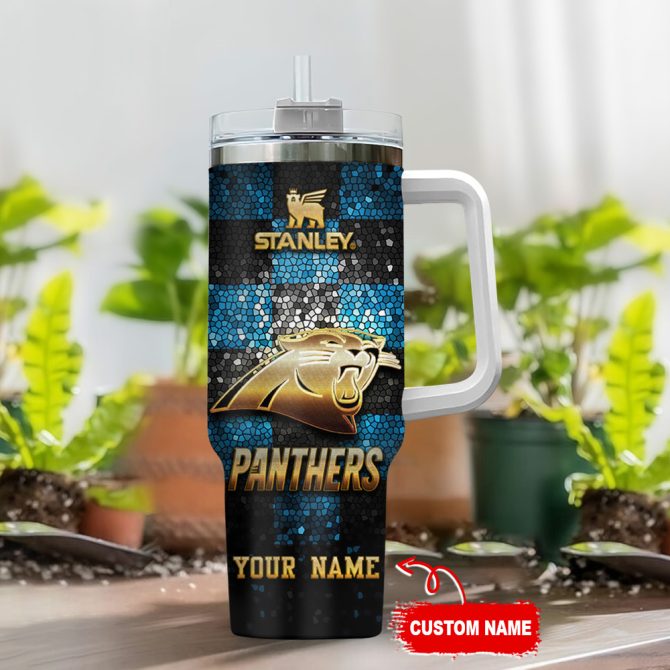 Carolina Panthers Nfl Glitter Golden Logo Custom Stanley Quencher 40Oz Stainless Steel Tumbler With Handle - Image 2