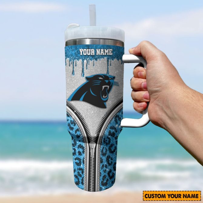 Carolina Panthers Nfl Glitter Leopard Print Custom Stanley Quencher 40Oz Stainless Steel Tumbler With Handle - Image 2