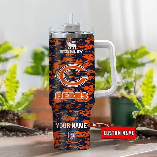 Chicago Bears Nfl Camouflage Custom Stanley Quencher 40Oz Stainless Steel Tumbler With Handle - Image 2