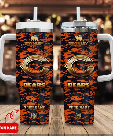 Chicago Bears Nfl Camouflage Golden Logo Custom Stanley Quencher 40Oz Stainless Steel Tumbler With Handle