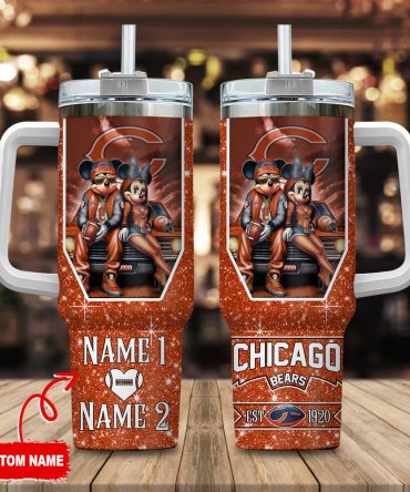 Chicago Bears Nfl Mickey And Minnie Couple Custom Stanley Quencher 40Oz Stainless Steel Tumbler With Handle