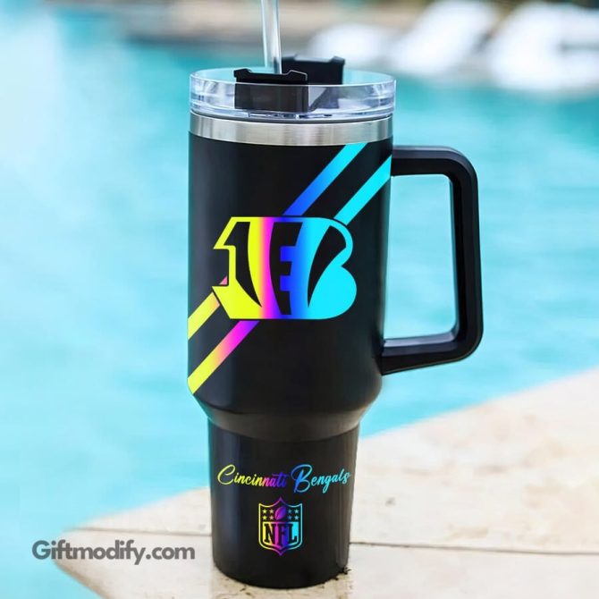 Cincinnati Bengals Nfl Hologram Logo Custom Stanley Quencher 40Oz Stainless Steel Tumbler With Handle - Image 2