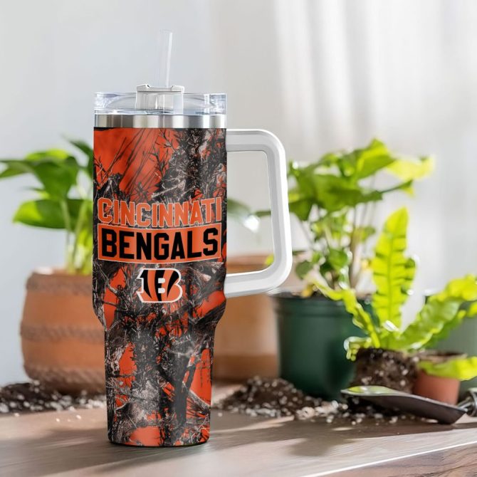 Cincinnati Bengals Nfl Hunting Custom Stanley Quencher 40Oz Stainless Steel Tumbler With Handle - Image 4
