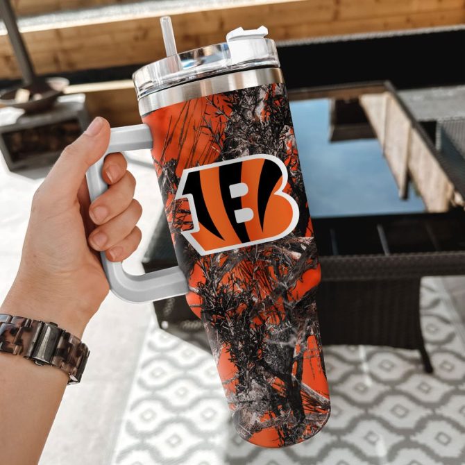 Cincinnati Bengals Nfl Hunting Custom Stanley Quencher 40Oz Stainless Steel Tumbler With Handle - Image 2