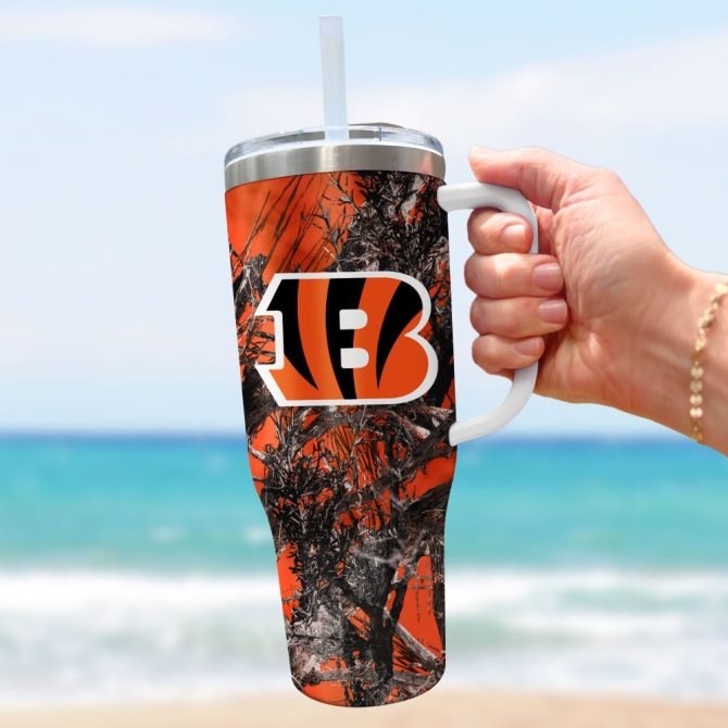 Cincinnati Bengals Nfl Hunting Custom Stanley Quencher 40Oz Stainless Steel Tumbler With Handle - Image 3