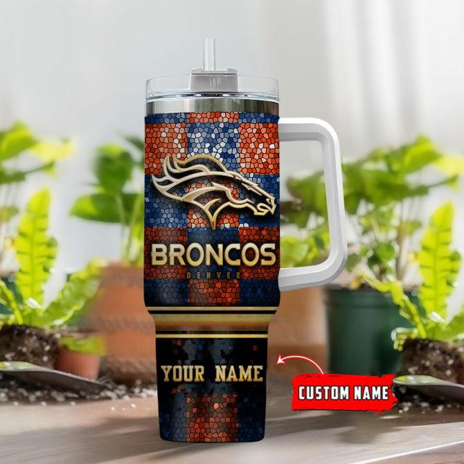 Denver Broncos Nfl Glitter Golden Logo Custom Stanley Quencher 40Oz Stainless Steel Tumbler With Handle - Image 2