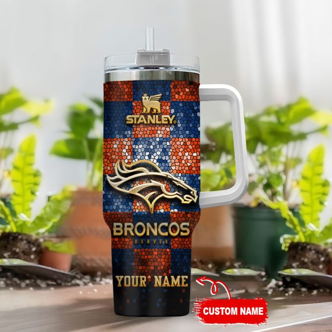 Denver Broncos Nfl Glitter Golden Logo Custom Stanley Quencher 40Oz Stainless Steel Tumbler With Handle - Image 2