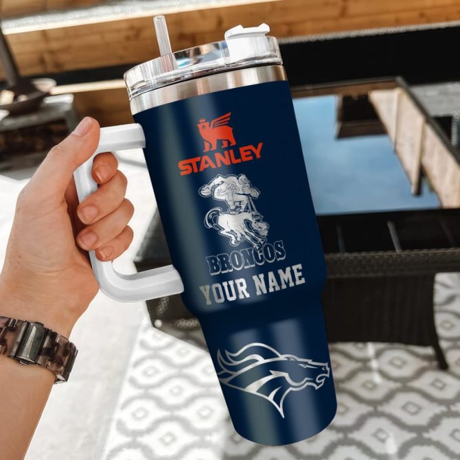 Denver Broncos Nfl Silver Logo Custom Stanley Quencher 40Oz Stainless Steel Tumbler With Handle - Image 3