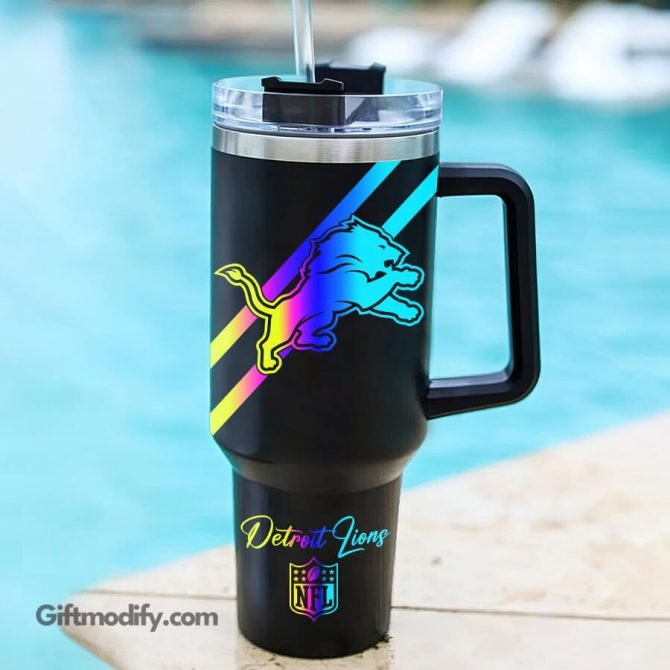Detroit Lions Nfl Hologram Logo Custom Stanley Quencher 40Oz Stainless Steel Tumbler With Handle - Image 2
