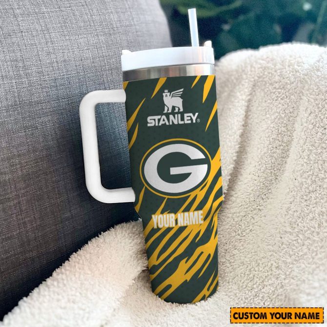Green Bay Packers Nfl Custom Stanley Quencher 40Oz Stainless Steel Tumbler With Handle - Image 2