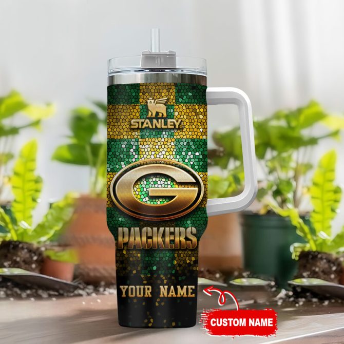 Green Bay Packers Nfl Glitter Golden Logo Custom Stanley Quencher 40Oz Stainless Steel Tumbler With Handle - Image 2