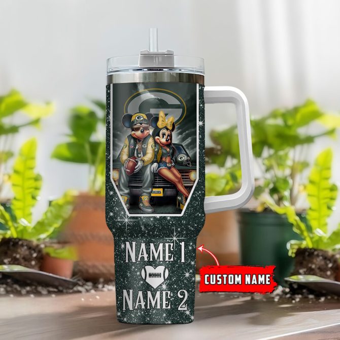 Green Bay Packers Nfl Mickey And Minnie Couple Custom Stanley Quencher 40Oz Stainless Steel Tumbler With Handle - Image 2
