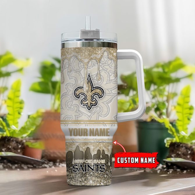 New Orleans Saints Nfl Glitter Custom Stanley Quencher 40Oz Stainless Steel Tumbler With Handle - Image 2