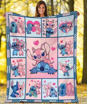 Cozy Cartoon Couple Fleece Blanket – Cute & Warm Gift For Fans!