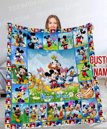 Custom Name Disney Blanket - Cozy Personalized Gift For Kids & Fans!