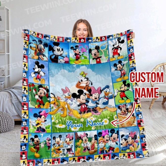 Custom Name Disney Blanket - Cozy Personalized Gift For Kids & Fans!