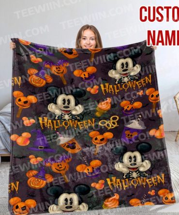 Custom Halloween Blanket – Personalized Cozy Mickey And Pumpkins Design For Spooky Nights
