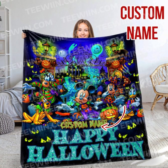 Custom Name Halloween Blanket - Cozy, Fun & Personalized Gift For Kids And Adults