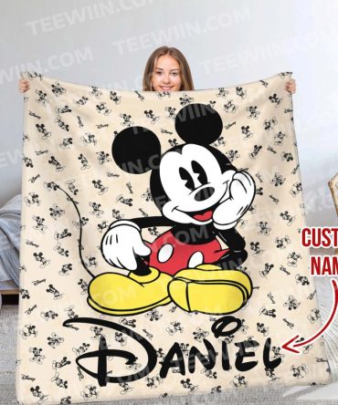Personalized Disney Mickey Mouse Blanket - Custom Name Cozy Gift For Kids & Adults