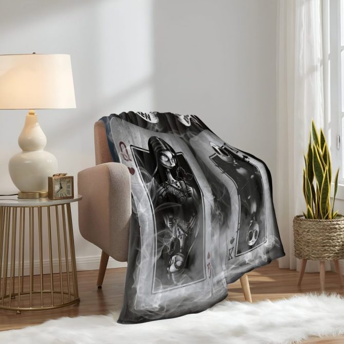 Custom Name Gothic Queen & King Blanket - Unique Gift For Couples - Image 3