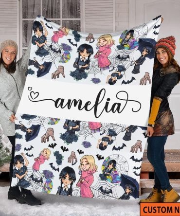 Custom Name Cartoon Character Blanket – Cozy, Personalized Gift For Kids & Teens – Unique Design!