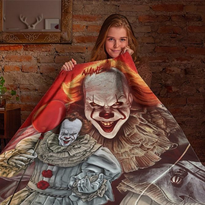 Custom Horror-Themed Cozy Blanket – Personalized Gift For Fans, Soft Fleece Throw With Scary Clown Design - Image 3