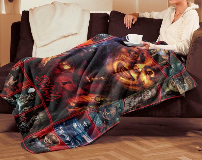 Custom Horror Movie Blanket – Personalized Name, Scary Doll Design, Cozy Fleece Throw For Fans - Image 4