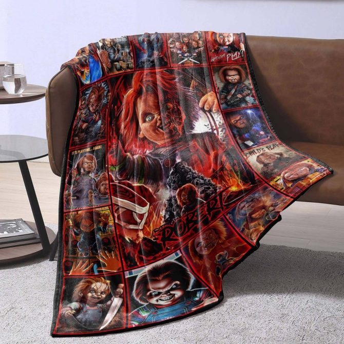 Customize Your Horror Movie Blanket – Add Your Name To This Chilling Design! - Image 2