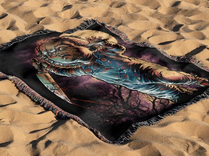 Spooky Horror Blanket - Cozy Up With Eerie Style - Limited Stock! - Image 3