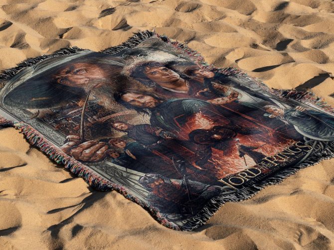 Cozy Lord Of The Rings Woven Throw Blanket - Perfect Gift For Fans! - Image 4