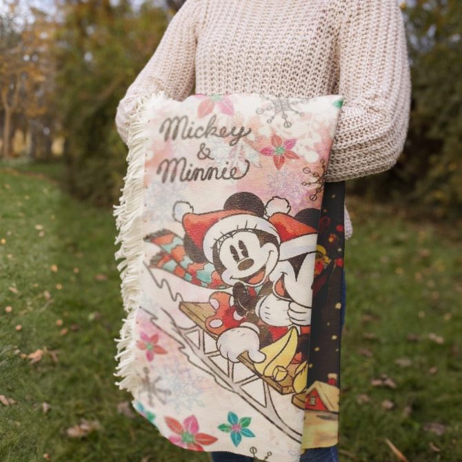Custom Name Mickey & Minnie Winter Blanket – Cozy Holiday Gift! - Image 4