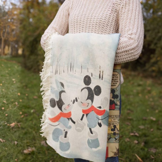 Custom Name Winter Wonderland Throw Blanket - Cozy Disney-Inspired Gift - Image 4