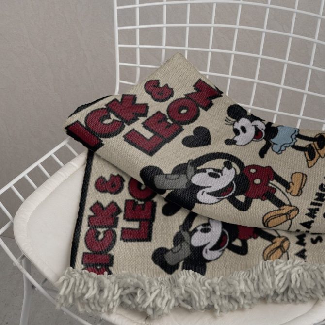 Customizable Vintage Cartoon Couple Blanket - Perfect Gift Since 1980! - Image 4