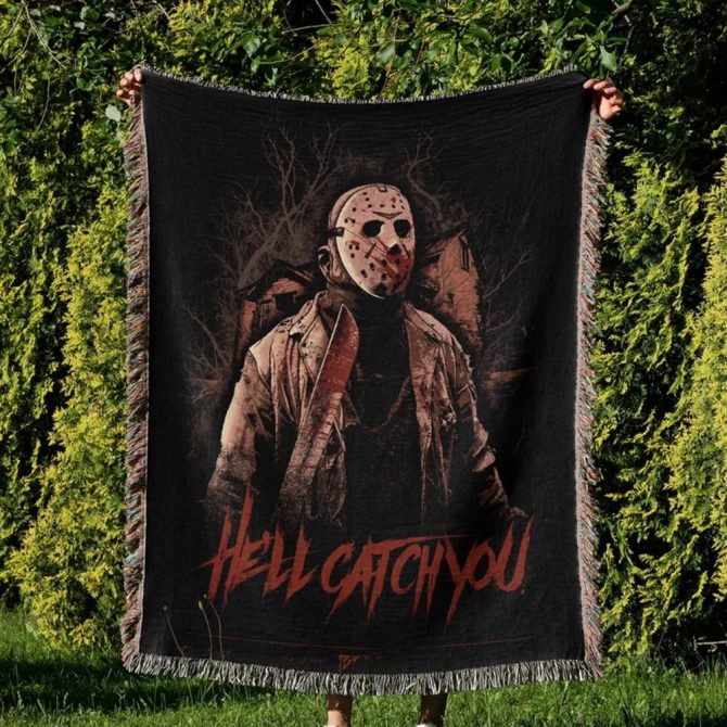 Cozy Horror Movie Blanket - Iconic Villains Design For Chilly Nights - Perfect Gift For Fans! - Image 6