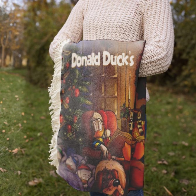 Custom Donald Duck Christmas Throw Blanket - Personalized Holiday Gift - Image 10