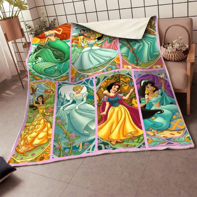 Cozy Princess Blanket - Soft Fleece Throw With Vibrant Fairytale Designs For Kids - Image 2