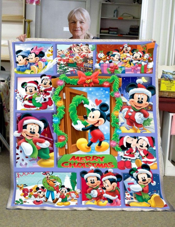 Cozy Holiday Blanket With Festive Cartoon Characters - Perfect Christmas Gift! - Image 3